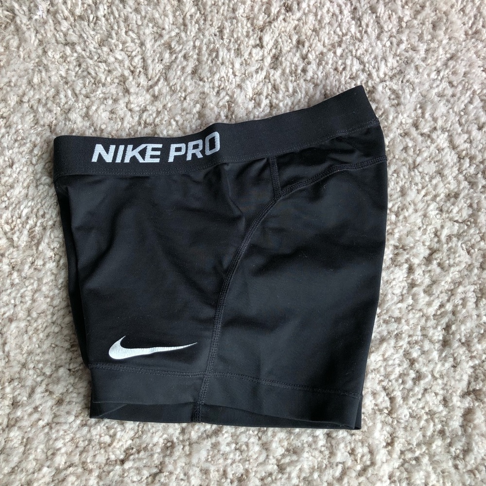Black nike pro shorts